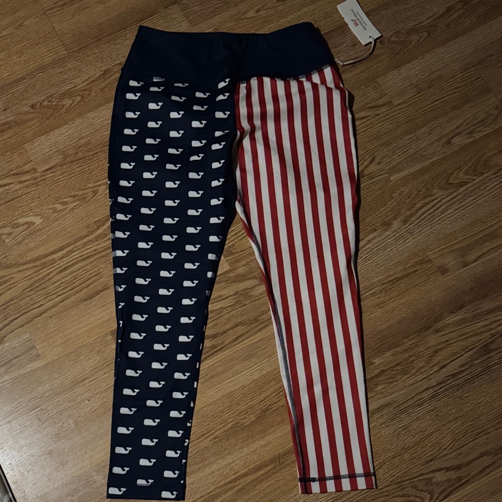 Vineyard Vines Navy and White Performance leggings